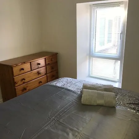Holiday home Newly Refurbished 3 Bed House Close To City St Brigid St Cork
